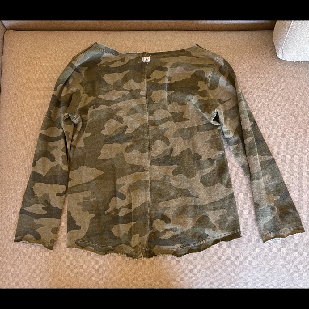 Billabong camo Girl’s long sleeve lightweight sweatshirt S/P like new - Picture 3 of 3